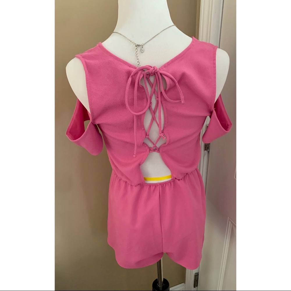 🎀Pink Romper🎀 - Picture 3 of 5